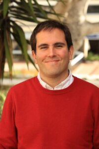 Bio picture for Dr. Gabi Guillén.
